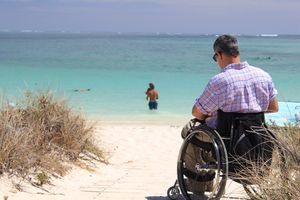 BESPLATAN POMORSKI PRIJEVOZ Osobe s invaliditetom i djeca s teškoćama u razvoju mogu podnijeti zahtjev za iskaznice