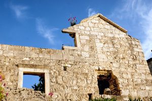 Njemački radio serijom priča razotkrio tužan život hrvatskih otoka