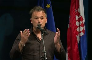 Gibonni i Bratoš djeci razrušene glazbene škole u Petrinji daruju instrumente
