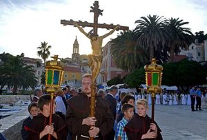 KAKAV GAF! Vodeći portali objavili informaciju o otkazivanju procesije na Hvaru od prošle godine
