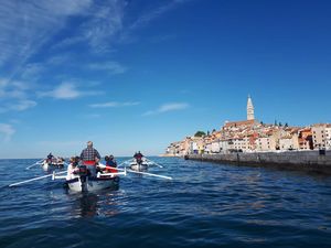 Oslikana jedra, Legende svjetla, povorka batana u bogatom programu Rovinjske regate