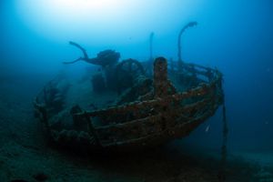 FOTO: “Teti” Impresivna olupina u podmorju Komiže