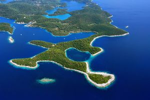 MLJET Netaknuti zeleni otok i najstariji morski park na Mediteranu