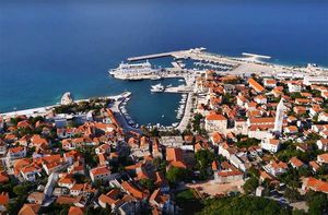 APEL GRADONAČELNICE SUPETRA Jedini ginekolog na Braču ostao bez interneta i telefona jer Dom zdravlja ne plaća račune