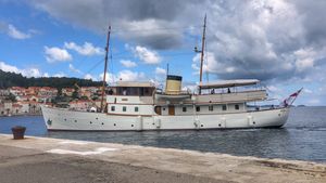 Jadranom plovi jahta koja je pisala povijest – Naručio je brzinski as, spašavala je vojnike iz Dunkirka