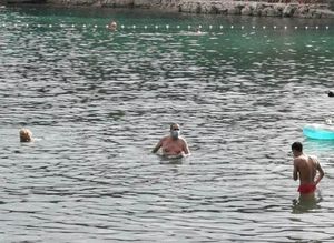 “OVO NIJE MASKA ZA RONJENJE” Prizor s Hvara mnoge ostavio u čudu