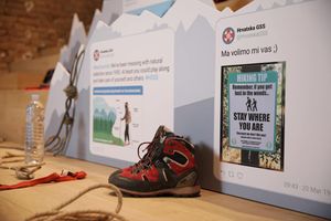 Otvorena izložba tweetova HGSS-a: “Zbog našeg pisanja na društvenim mrežama imamo manje intervencija”