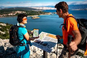 Rab nudi dodatnu besplatnu edukaciju za turističke vodiče
