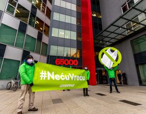 GREENPEACE 65.000 građana protiv plastičnih vrećica