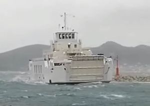 Jadrolinija o nezgodi s trajektom u Zadru: “Svi su na sigurnom, nije došlo do prodora mora, ni onečišćenja”