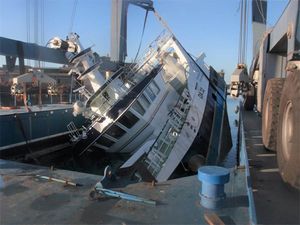 PULA U tijeku pripreme za vađenje novogradnje, koja je s dizalice pala u more