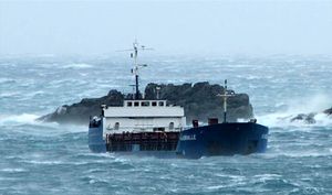 Moldavski teretni brod se zabio u obalu, na istočnoj strani Istre
