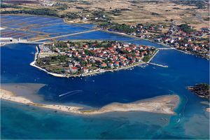 OSEKA U NINU Do nekih se otoka može doći i pješice