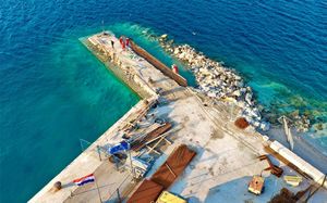 Obnavlja se lukobran Puntin, jedan od najvažnijih projekata za Korčulu