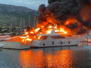 Direktorica Marine u Kaštelima: “Požar počeo na brodu gdje je bio kuhar – On je napustio brod bez ozljeda”
