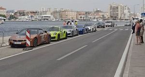 Pet luksuznih automobila sunčalo se na Liburnijskoj obali u Zadru