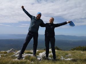 BRUNO ŠIMLEŠA NA PLATKU Planinarenjem smo već prikupili više od 100.000 kn za oboljele od raka