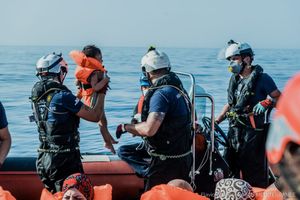 Ocean Viking spasio 196 migranata u Sredozemnom moru, među njima 2 trudnice i 33 djece