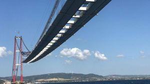 VIDEO Veličanstveni pogled s najdužeg visećeg mosta na svijetu