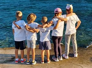 Najava božićnog ribolova FALA TI MORE u Sutivanu