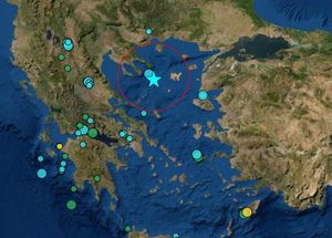 JAK POTRES U EGEJSKOM MORU Zatresli se svi veći gradovi na širem području Grčke, Turske i Balkana