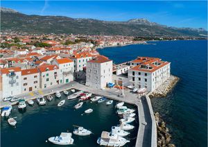 Kaštela postaju sveučilišni grad sa studijem mora i novinarstva