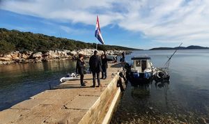 Mještani Ilovika i dalje inzistiraju na svojim uvjetima oko izgradnje luke Mrtvaška