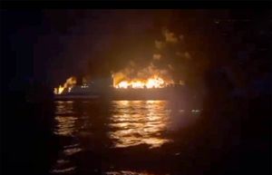 VIDEO: DRAMA NA MORU Zapalio se trajekt koji je plovio prema Italiji