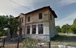 Zapuštena škola u Ripendi trebala bi postati Centar pčelarstva i API terapije za Istočnu Istru