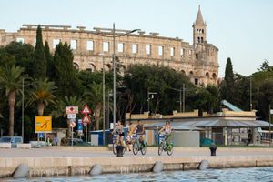 Pula dobila sustav javnih e-romobila i bicikala