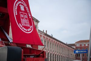 JVP Split organizira humanitarnu akciju “Srcem za male heroje”