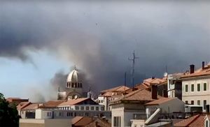 Dramatično na šibenskom i zadarskom području, zapovjednik: “Ovo je požarno ludilo”