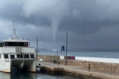 VIDEO Pogledajte ovu pijavicu između Vrgade i Pakoštana: "Evo je, ide na nas!"