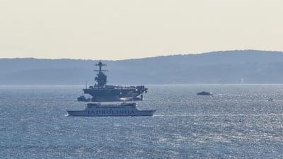 U Splitu planirali prosvjed zbog američkog nosača aviona, a ovaj im otišao!