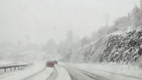 VIDEO Snježna idila na putu od Zagreba prema Dalmaciji