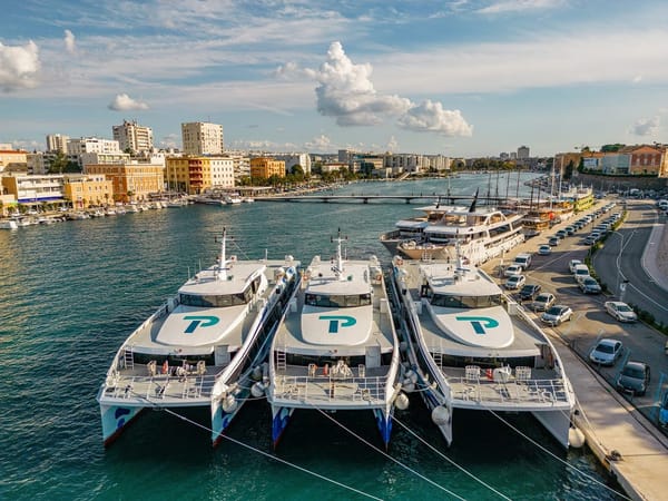 TP line ostao bez linije za Hvar i Brač, posao Jadroliniji