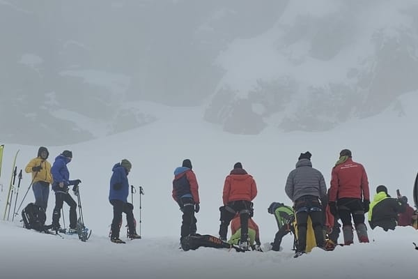 Užas u susjedstvu: "Pred grupom planinara iz Hrvatske vodič se survao niz klisuru"