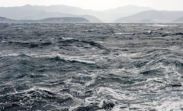 Pomorski promet i dalje "trpi" zbog vremenskih (ne)prilika