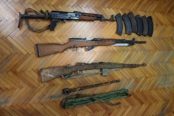 Zadarska policija oduzela zabranjeno oružje: vojne puške, streljivo i eksploziv