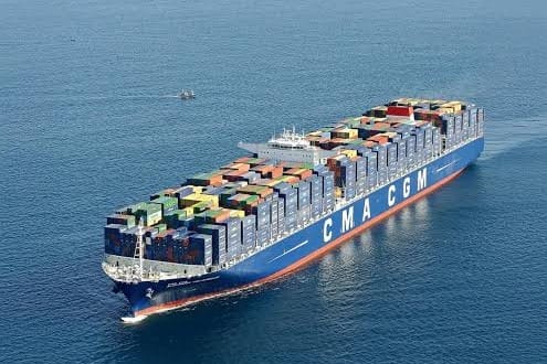 Prvi "zapadni" brod prošao kroz Hormuz od početka rata