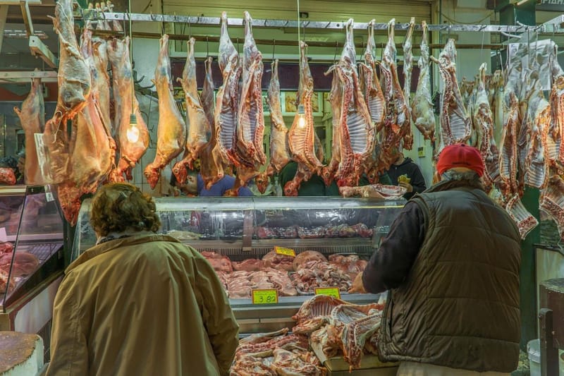 Ususret Božiću, na riječkoj tržnici najviše se kupuje meso - Evo i cijena