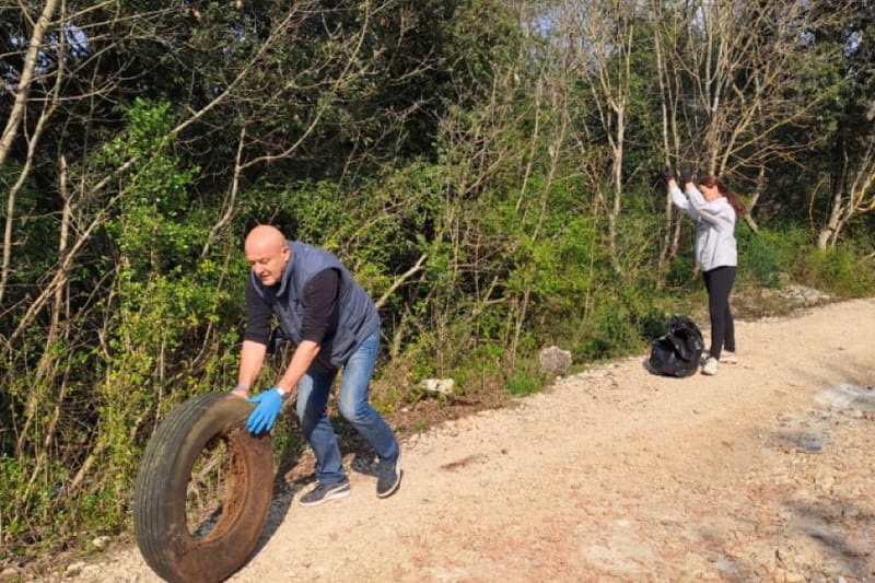 "NE BUDI TOVAR, ČUVAJ OPĆINU VRSAR" - Eko akcija nastavlja se ovaj vikend!