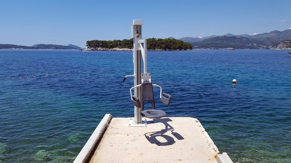 Bitno unaprijeđen sustav dizala za osobe s invaliditetom na dubrovačkim plažama