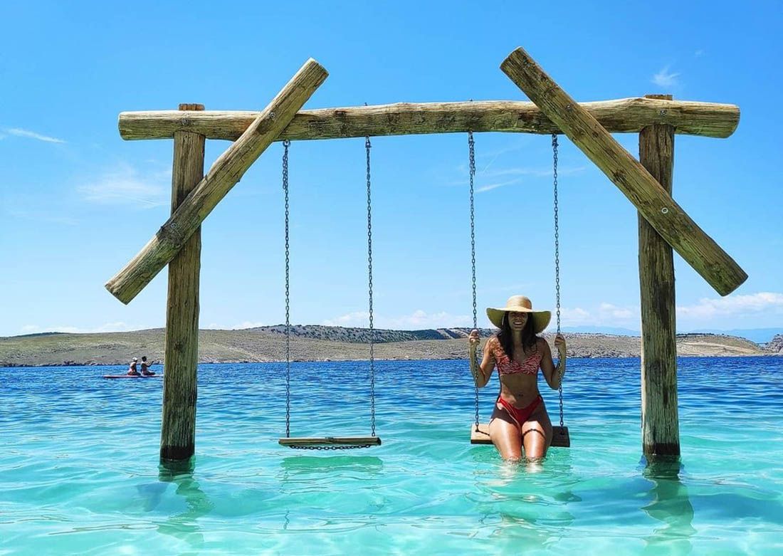 MJESTO S KOJEG SVI ŽELE FOTKU ZA USPOMENU Znate li gdje se nalazi jadranska plaža s ljuljačkom?