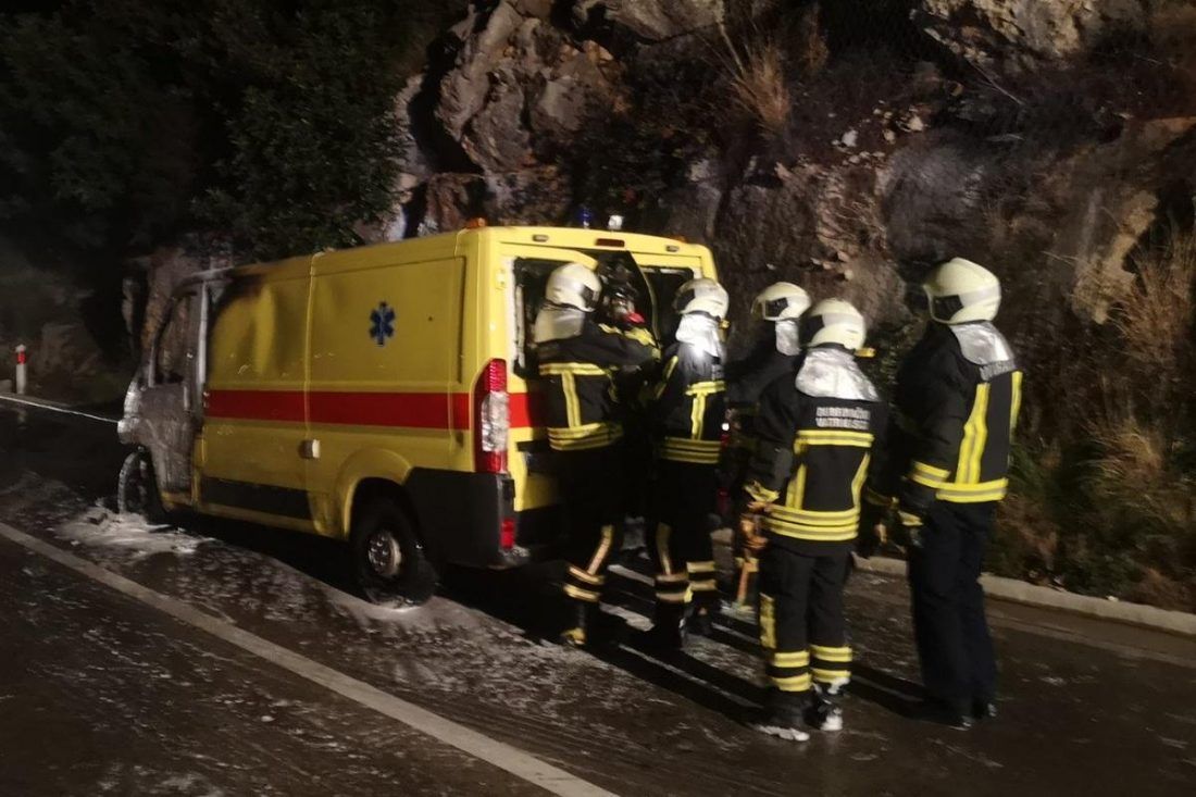 Kod Dubrovnika se zapalilo vozilo hitne pomoći