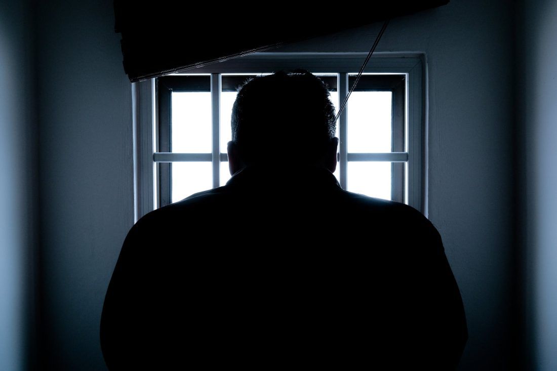PRITVOREN NASILNIK S BRAČA Osumnjičen da je mlatio i zatočio 38-godišnju ženu