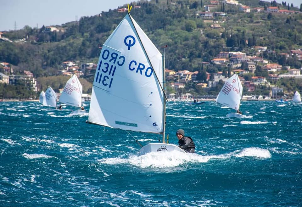Najmlađi zadarski jedriličari uskršnji vikend proveli u Portorožu